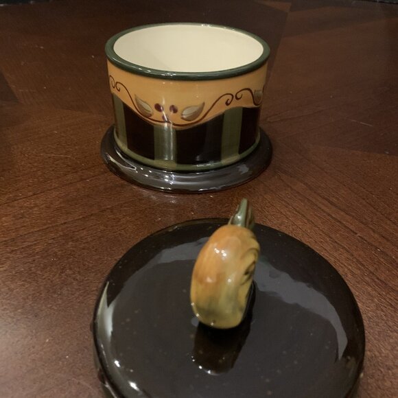 Chocolate Berries Ceramic Sugar Jar by DEMDACO - Hand-Painted 2002 - Picture 5 of 6